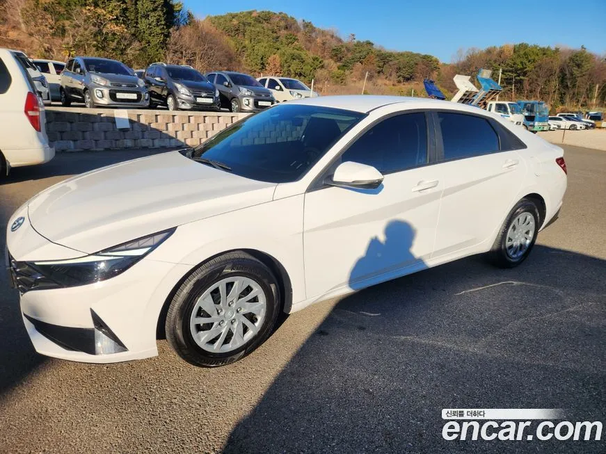 Hyundai AVANTE — фото 2