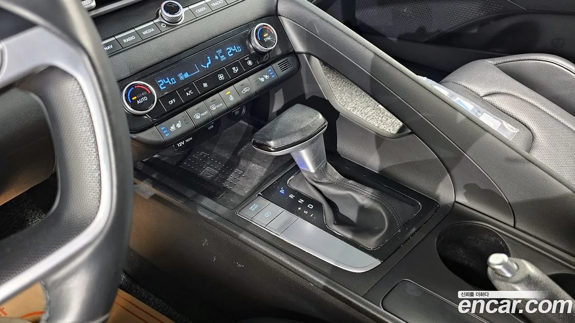 Hyundai AVANTE — фото 10