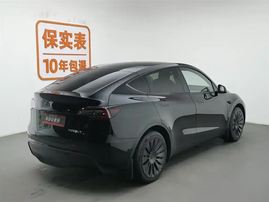 Tesla Model Y — фото 5