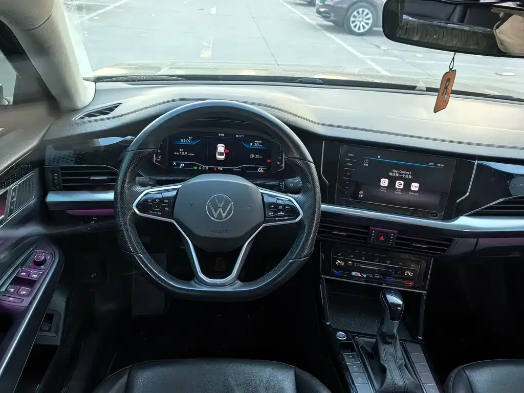Volkswagen Passat — фото 7