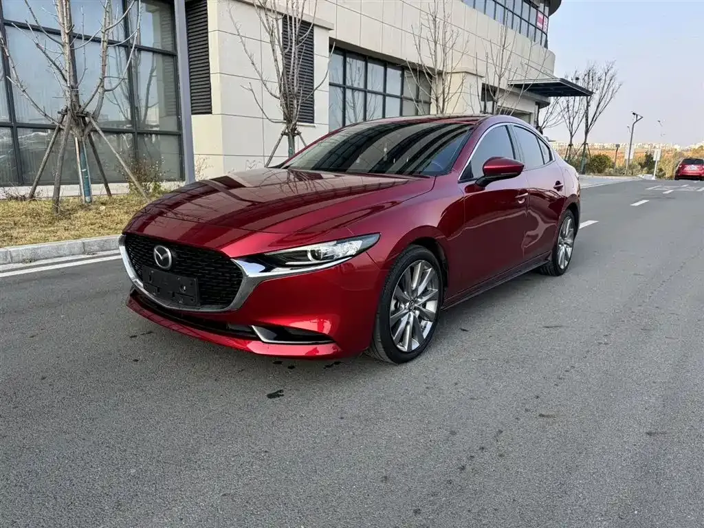 Mazda 3 Axela — фото 1