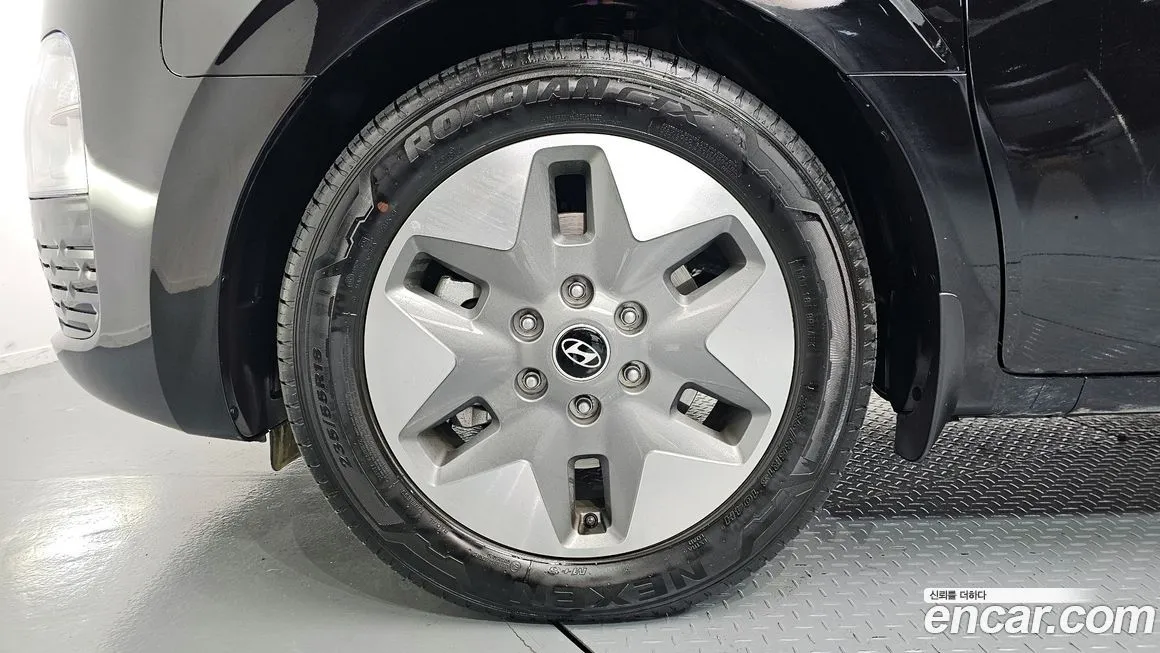 Hyundai Staria — фото 10