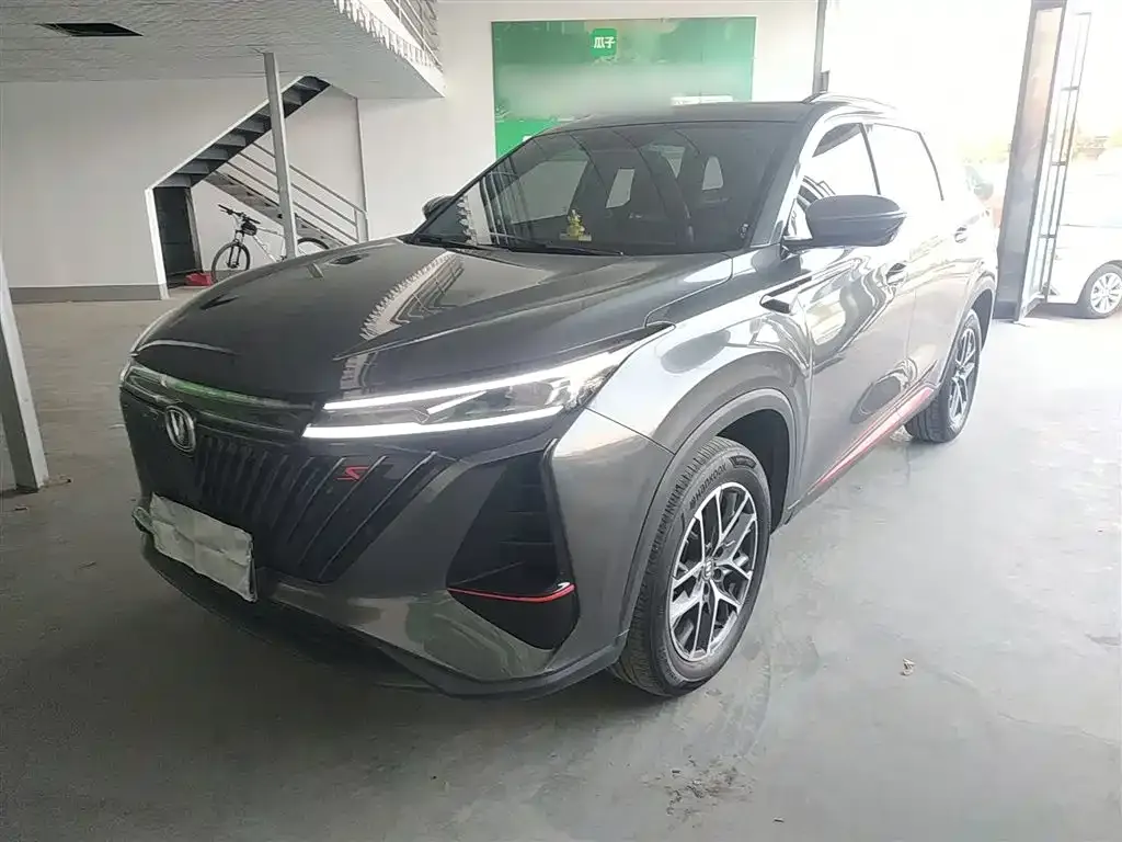 Changan CS75PLUS — фото 1