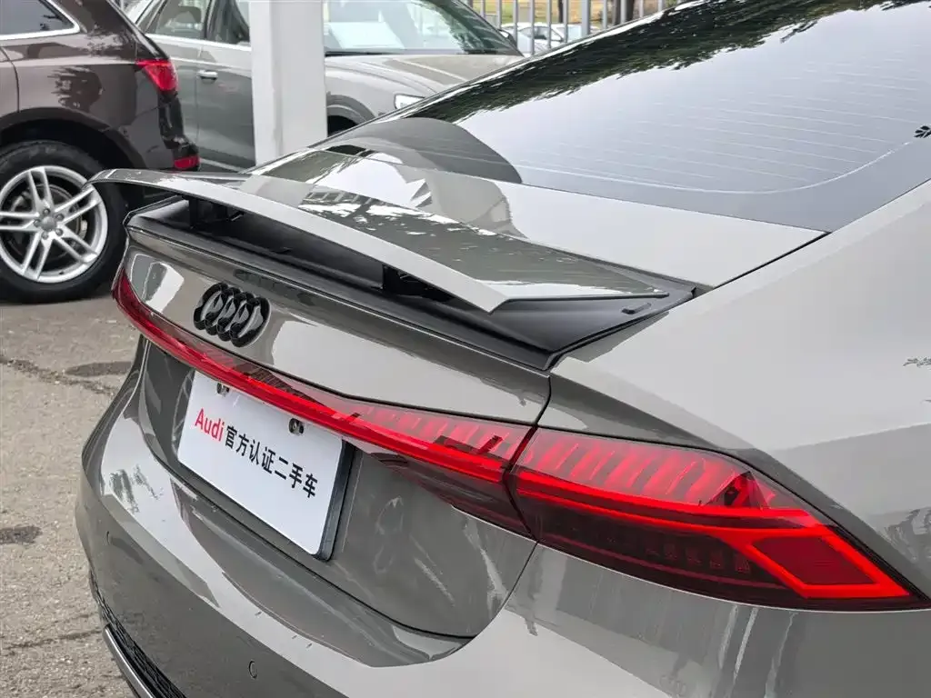 Audi A7 — фото 9