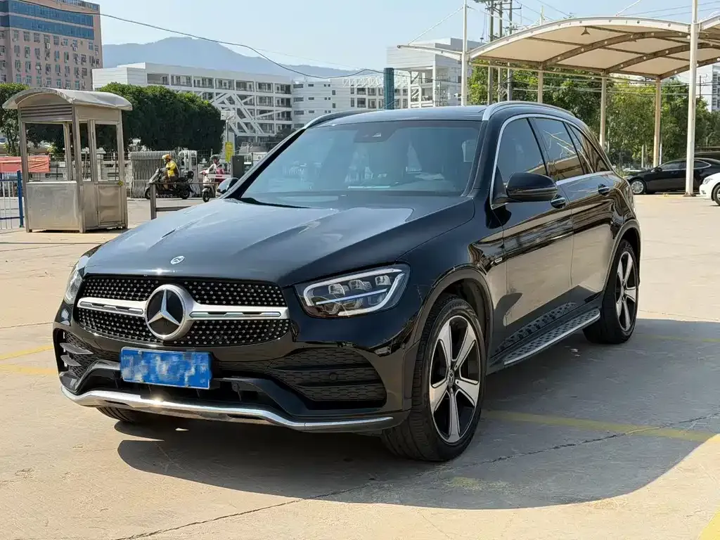 Mercedes-Benz GLC — фото 1