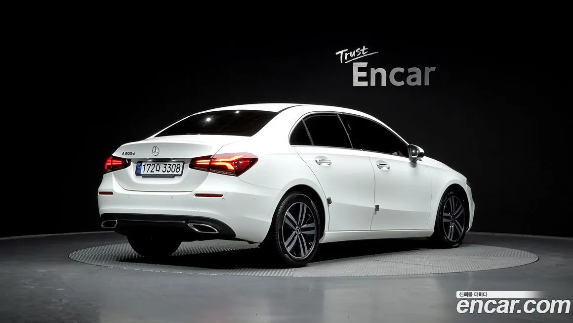 Mercedes-Benz A-Class — фото 2