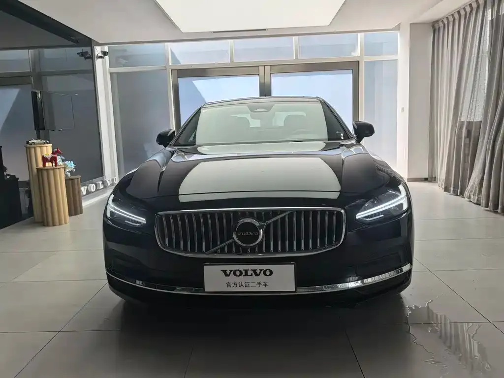 Volvo S90 — фото 9