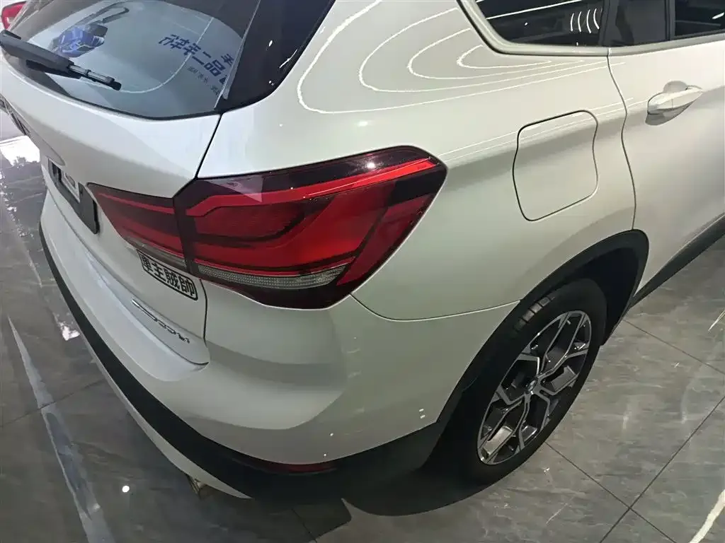 BMW X1 — фото 4