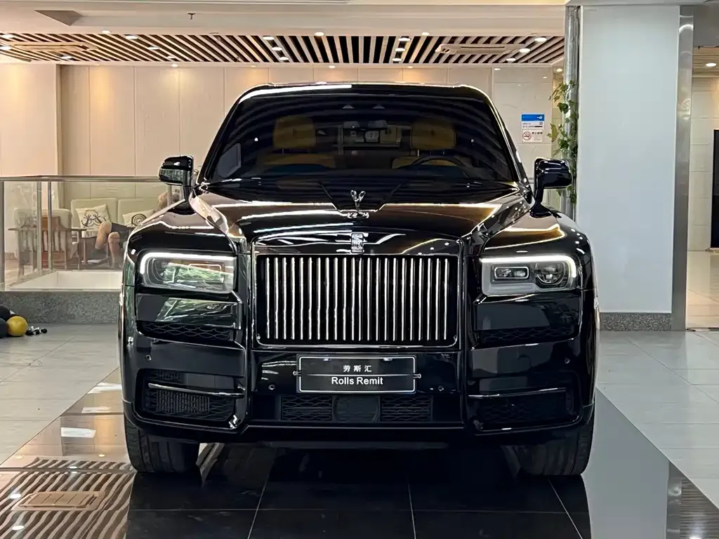 Rolls-Royce Cullinan — фото 2
