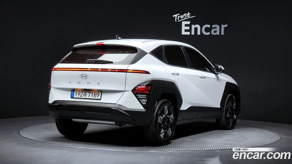Hyundai Kona — фото 2