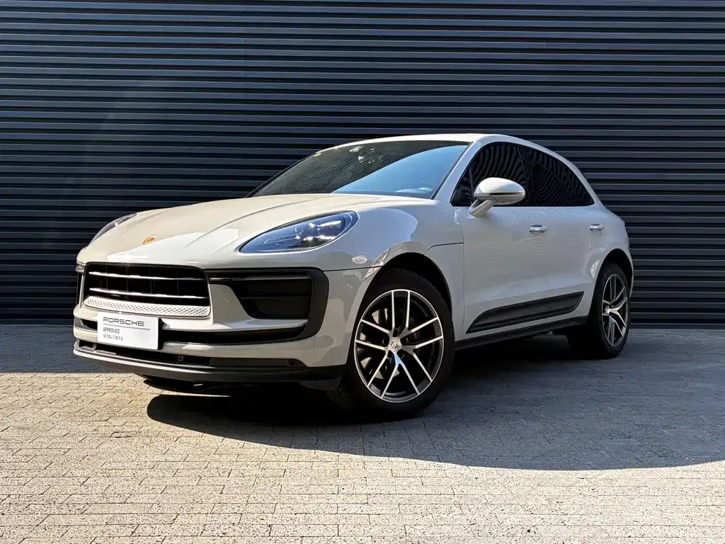 Porsche Macan — фото 1
