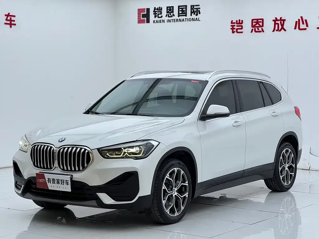 BMW X1 — фото 1