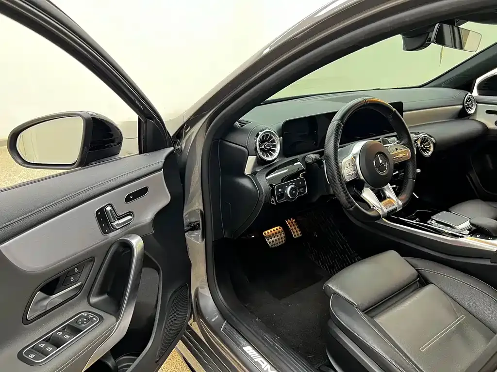 Mercedes-Benz A-Class AMG (Import) — фото 9