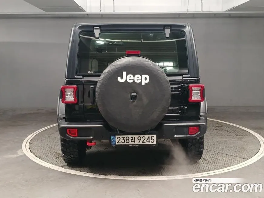 Jeep Wrangler — фото 2