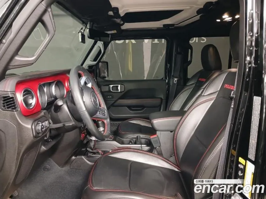 Jeep Wrangler — фото 10