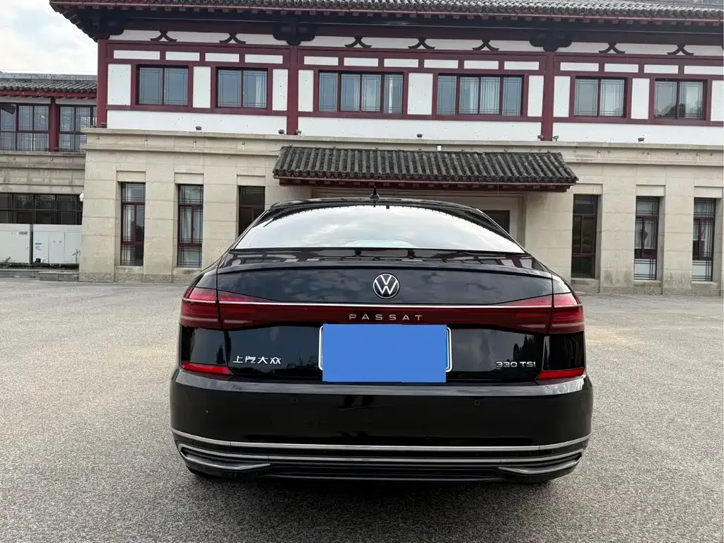 Volkswagen Passat — фото 4