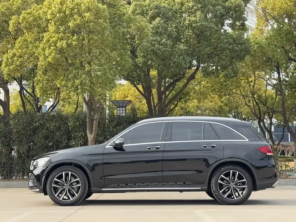 Mercedes-Benz GLC — фото 10