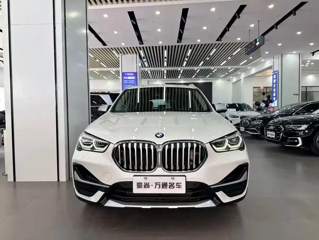 BMW X1 — фото 3