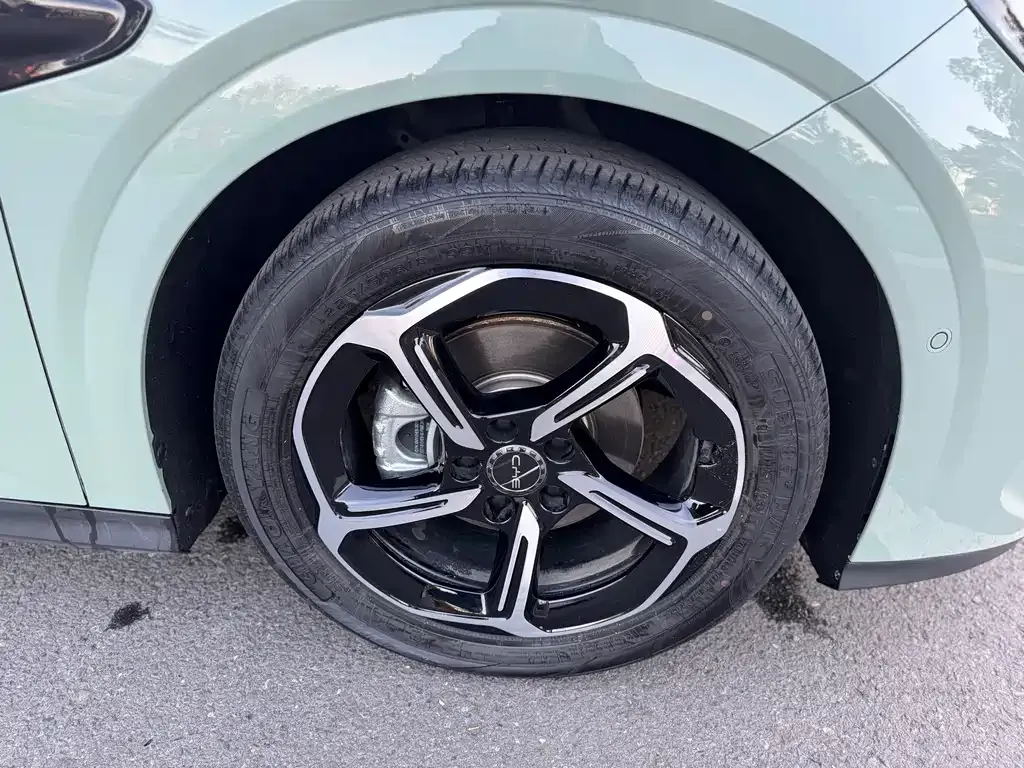 BYD Seal 06GT — фото 7