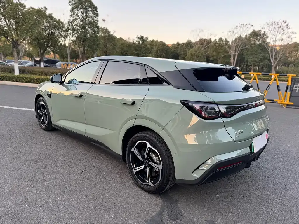 BYD Seal 06GT — фото 3