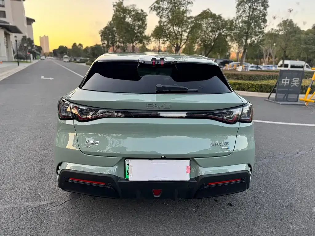 BYD Seal 06GT — фото 4