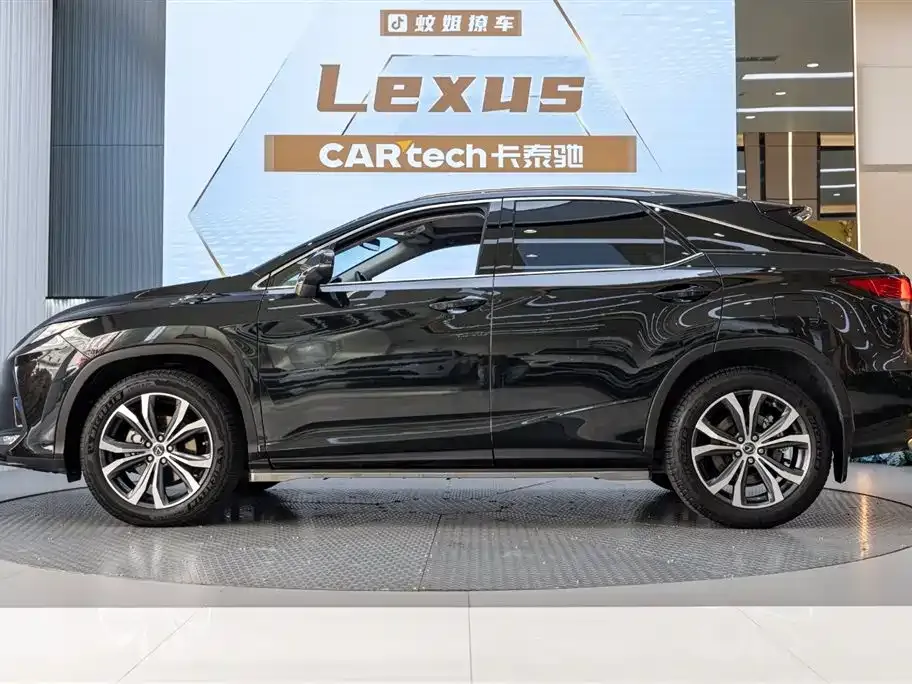 Lexus RX — фото 9