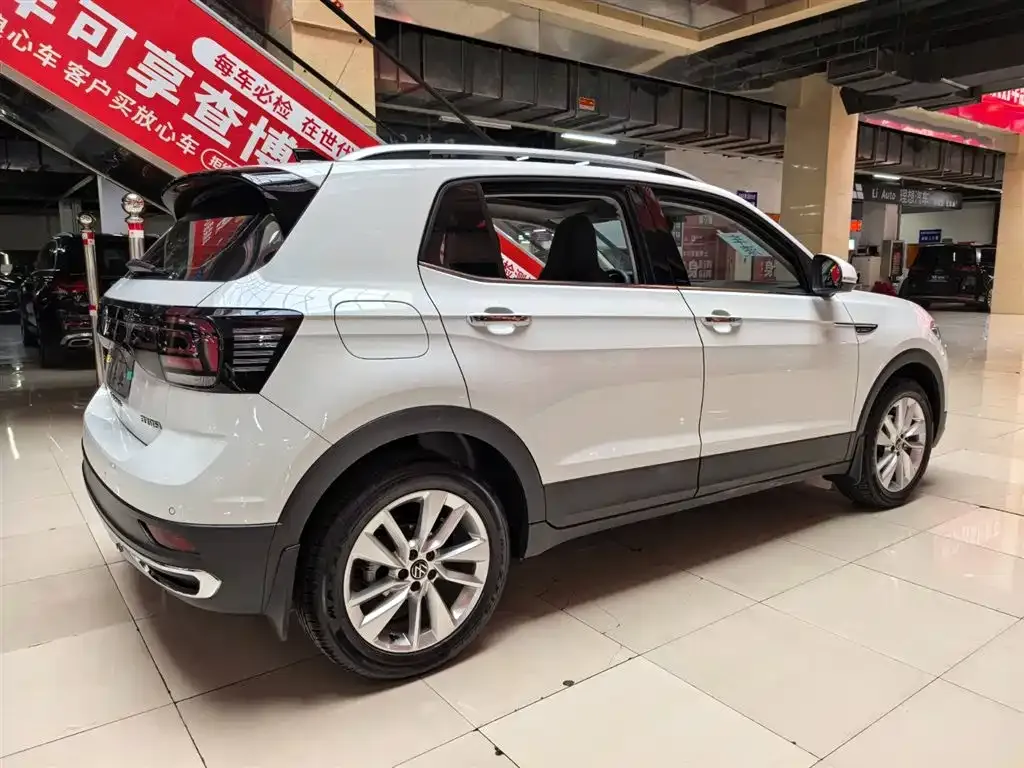 Volkswagen T-Cross — фото 3