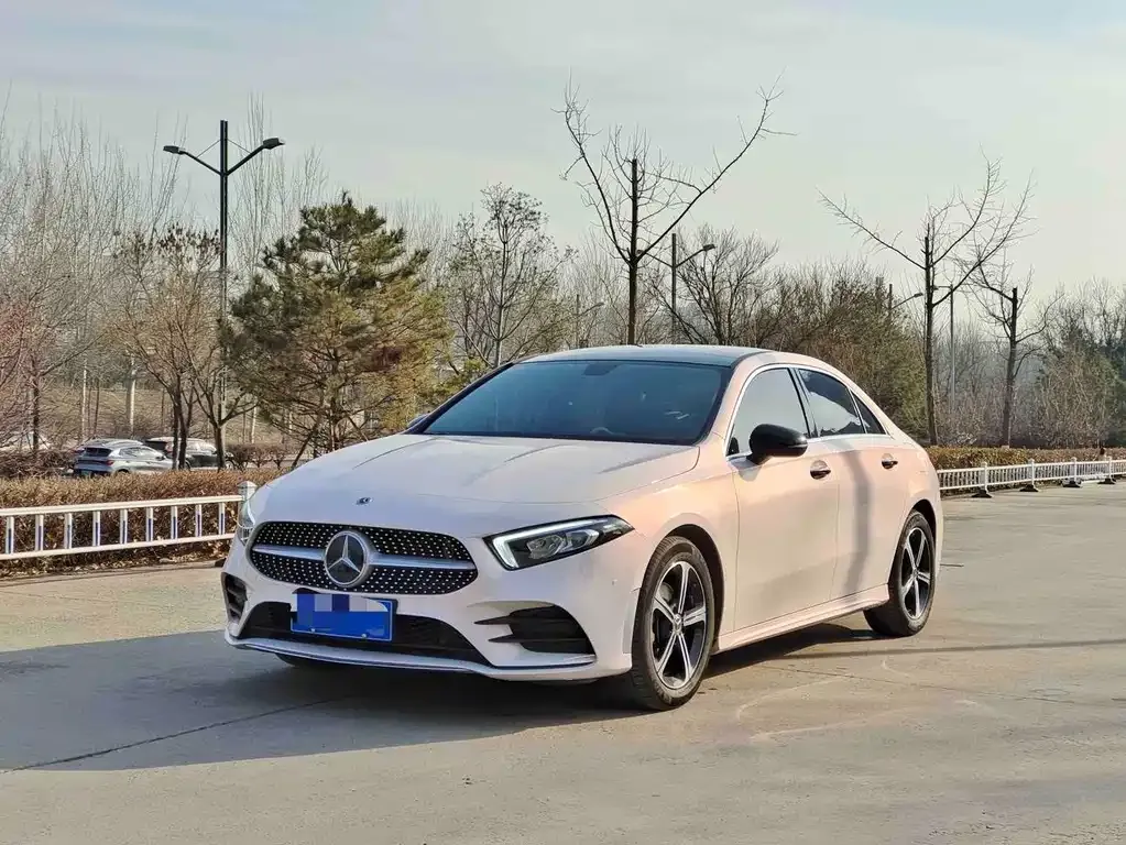 Mercedes-Benz A-Class — фото 1