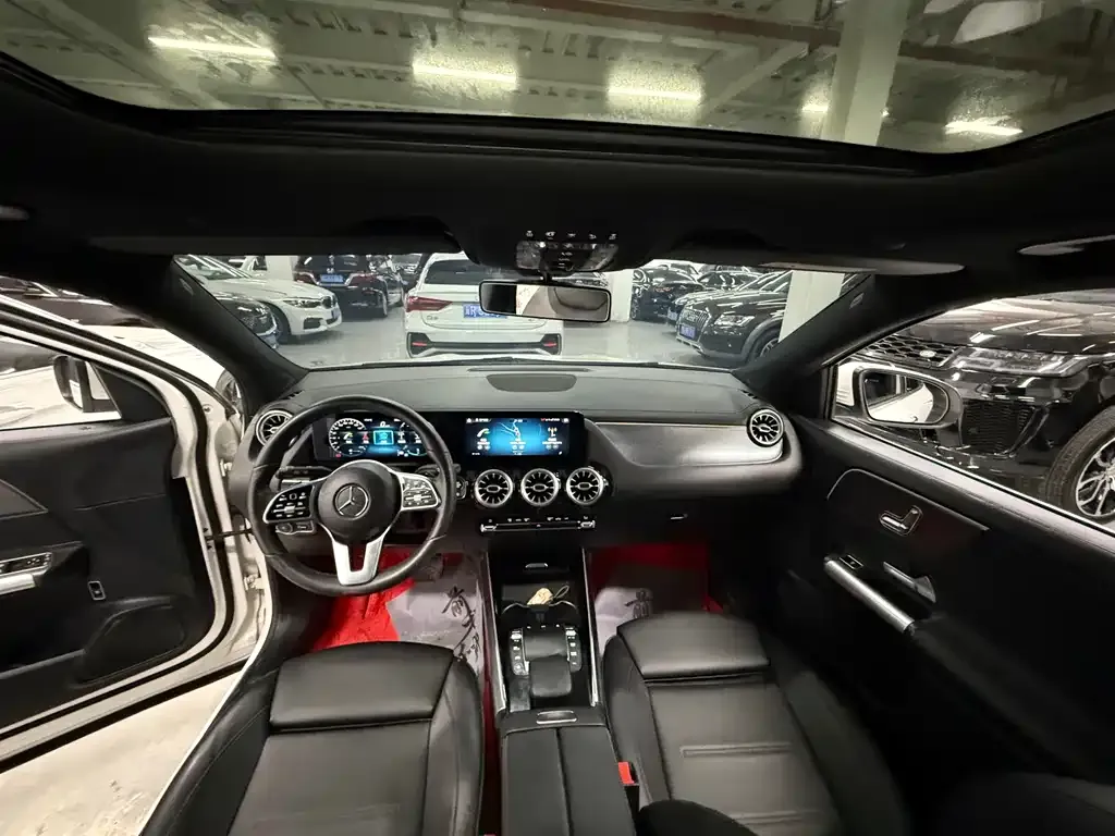 Mercedes-Benz GLA — фото 9