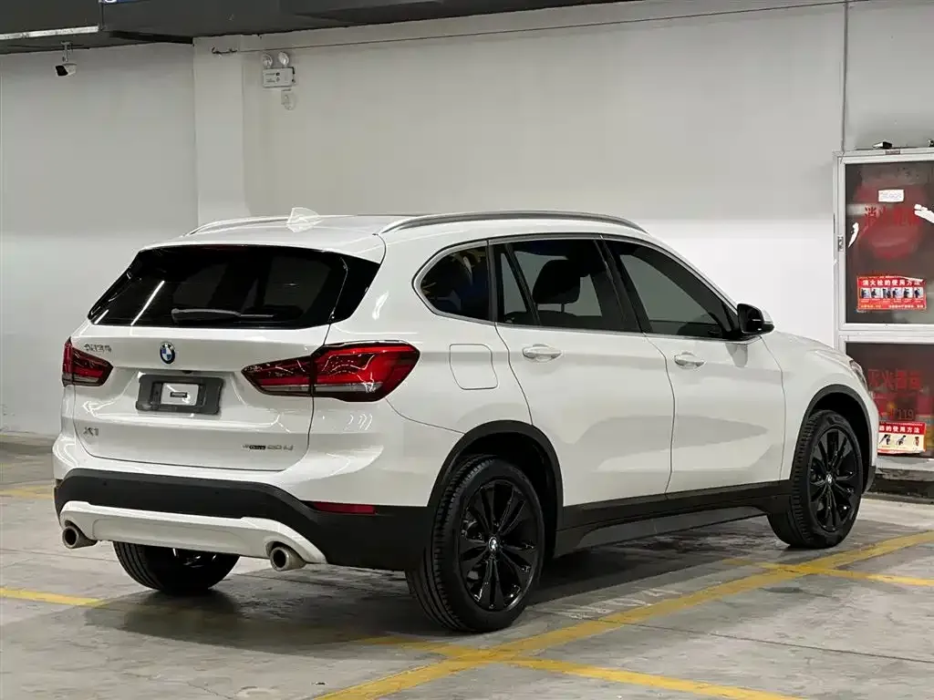 BMW X1 — фото 4