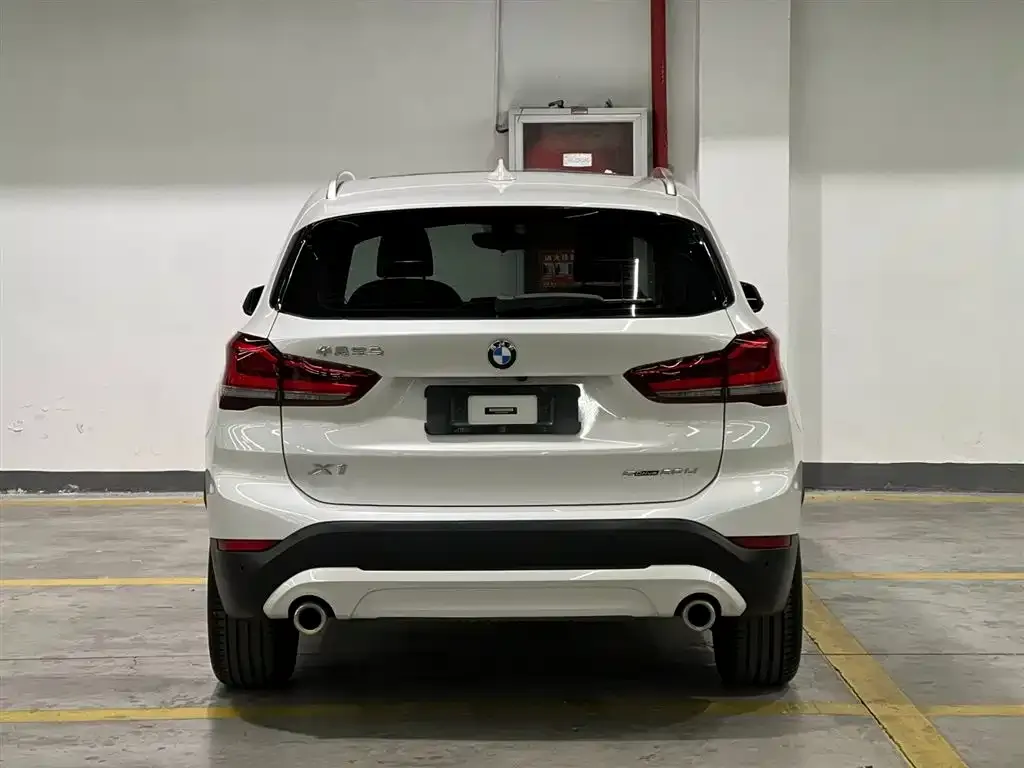 BMW X1 — фото 6