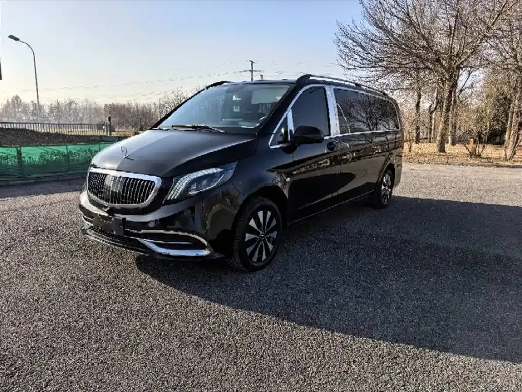 Mercedes-Benz Vito — фото 1