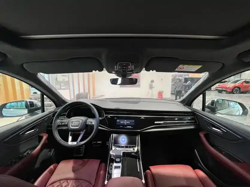 Audi SQ7 — фото 3