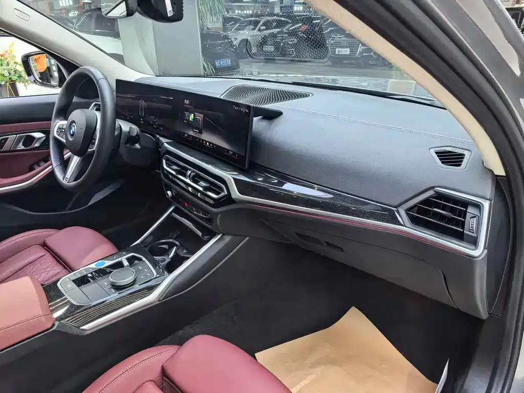 BMW i3 — фото 10