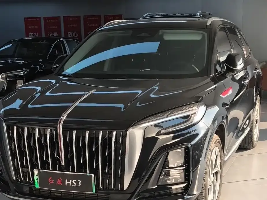 Hongqi HS3 PHEV — фото 1