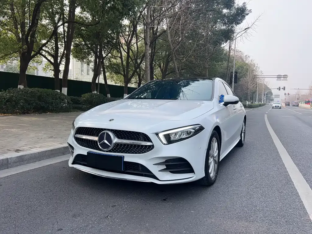 Mercedes-Benz A-Class — фото 1