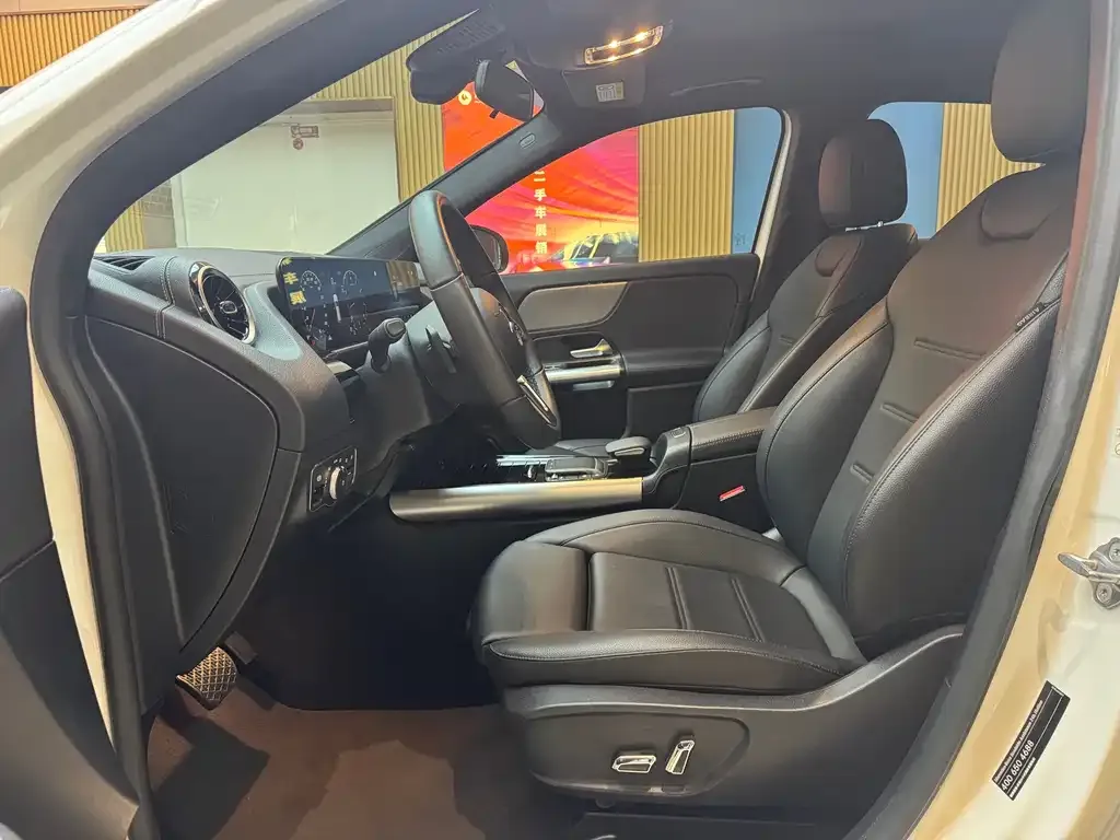 Mercedes-Benz GLA — фото 7