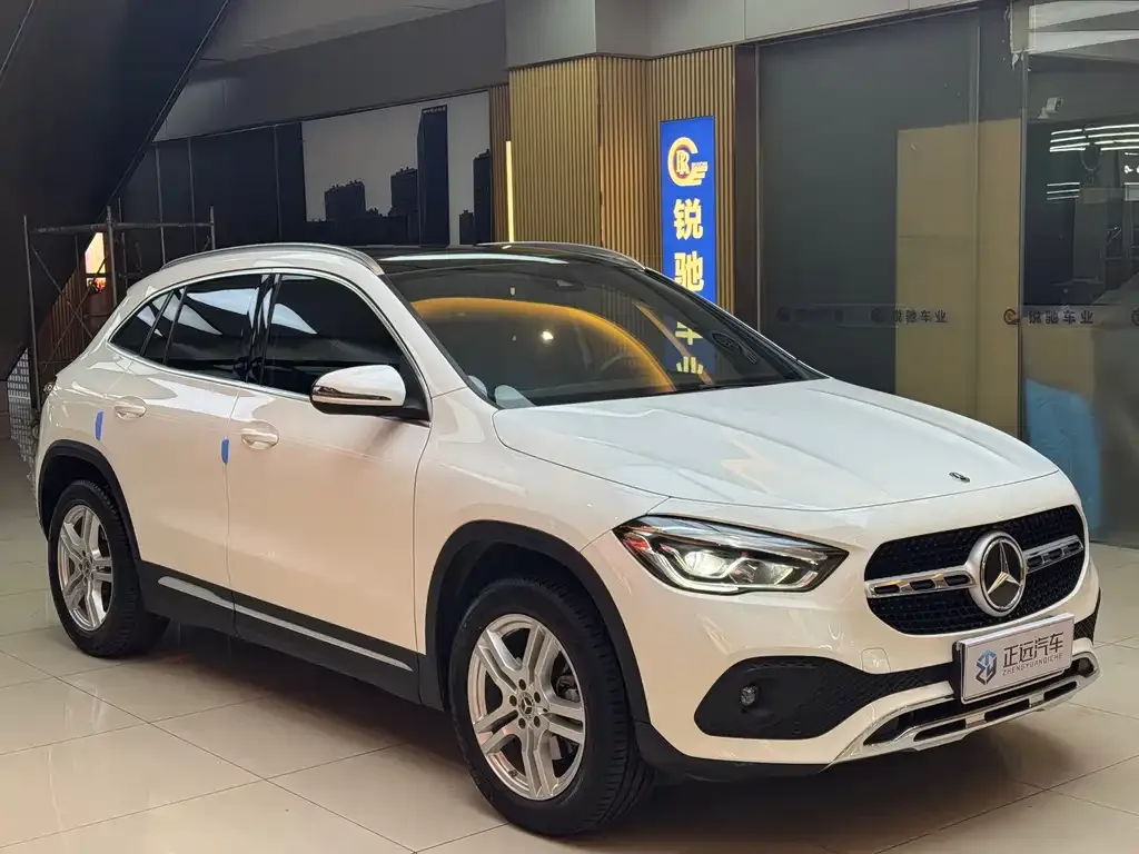 Mercedes-Benz GLA — фото 3