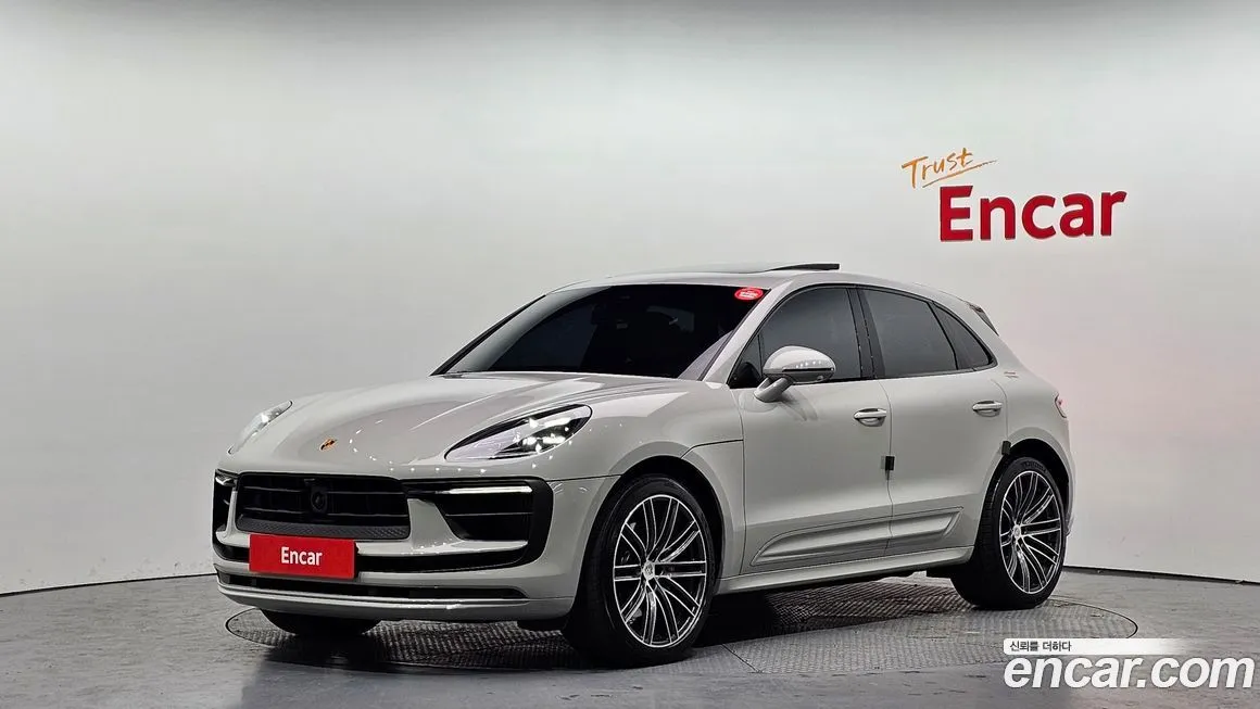 Porsche Macan — фото 1
