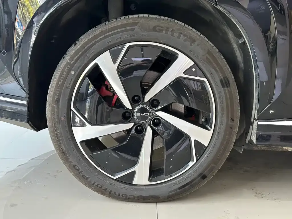 BYD Seal 07 EV — фото 10