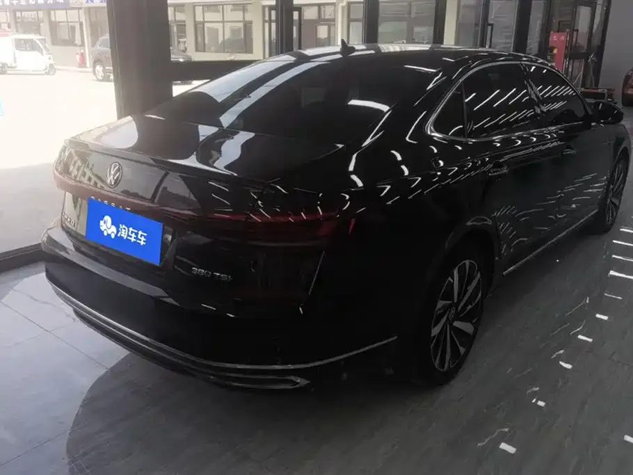 Volkswagen Passat — фото 9