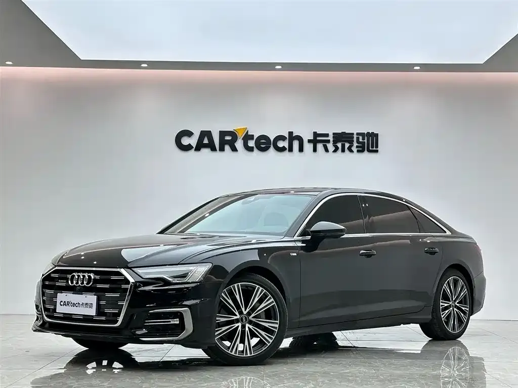 Audi A6L — фото 1