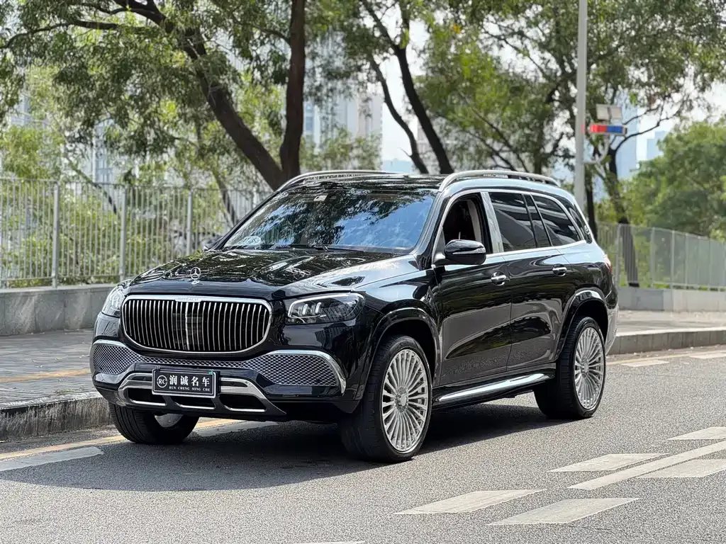 Mercedes-Benz GLS — фото 1
