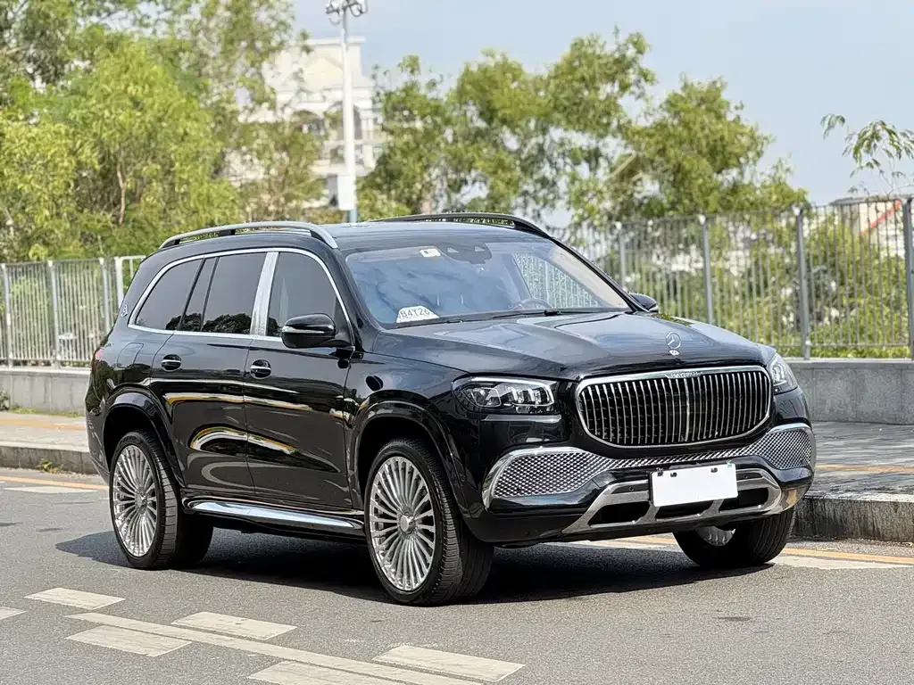 Mercedes-Benz GLS — фото 8