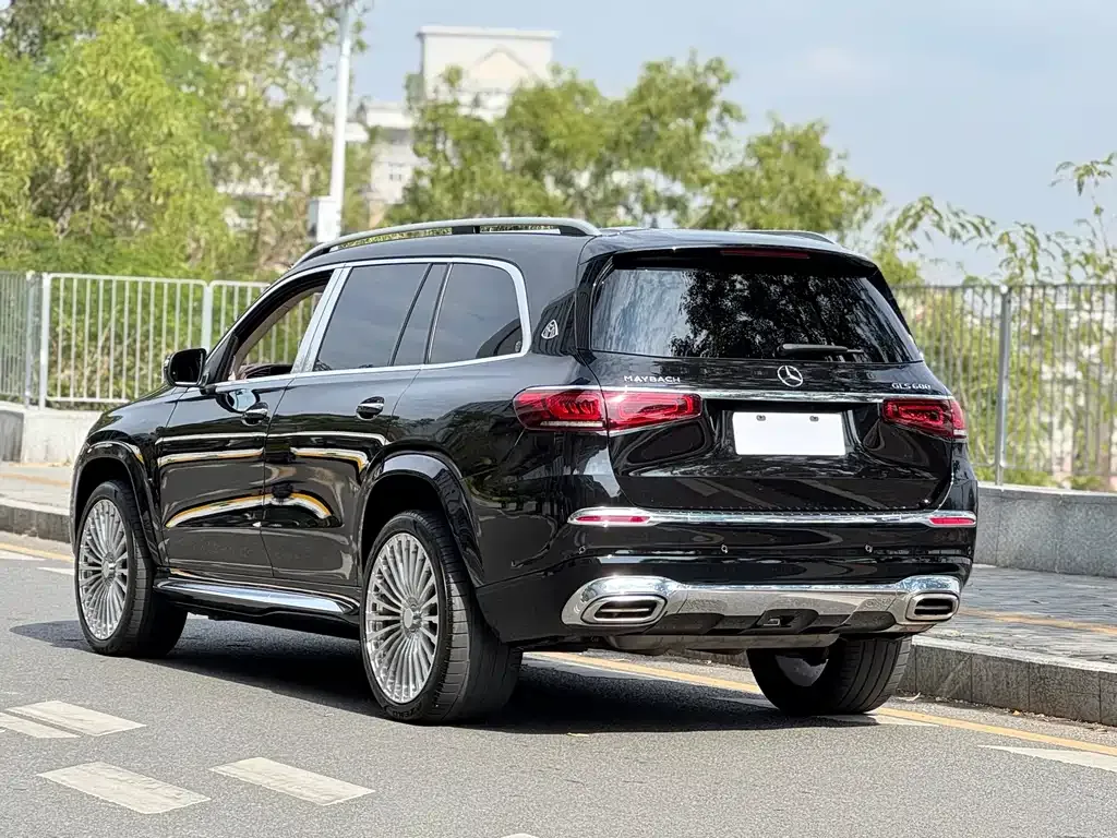 Mercedes-Benz GLS — фото 7