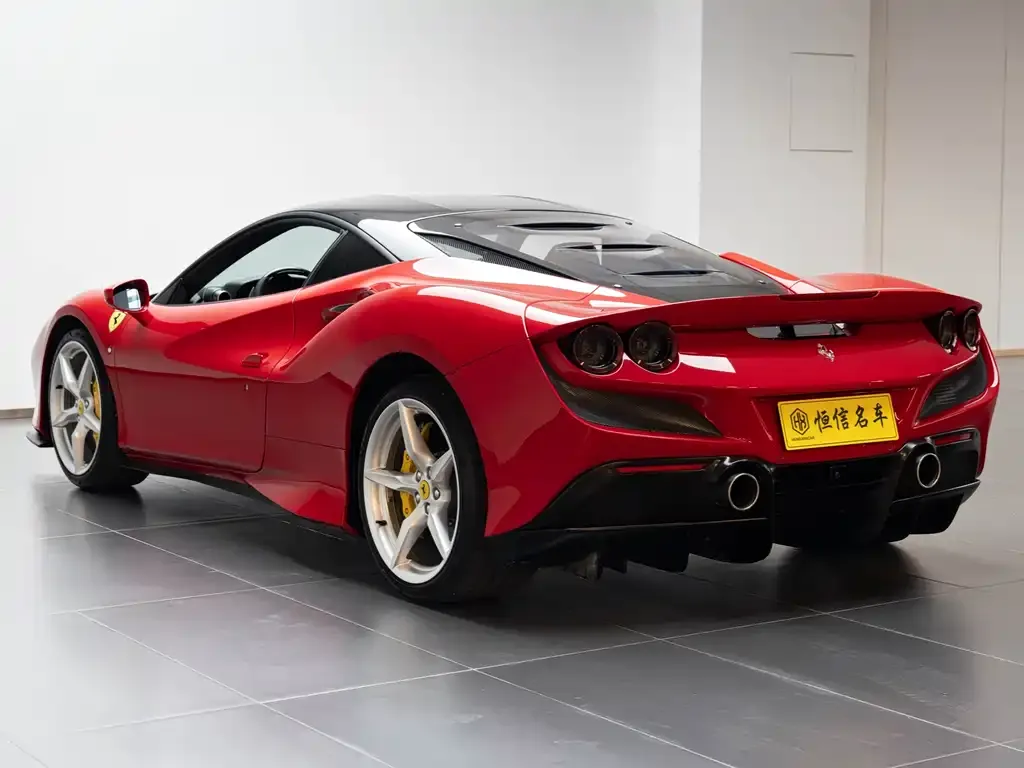Ferrari F8 — фото 2
