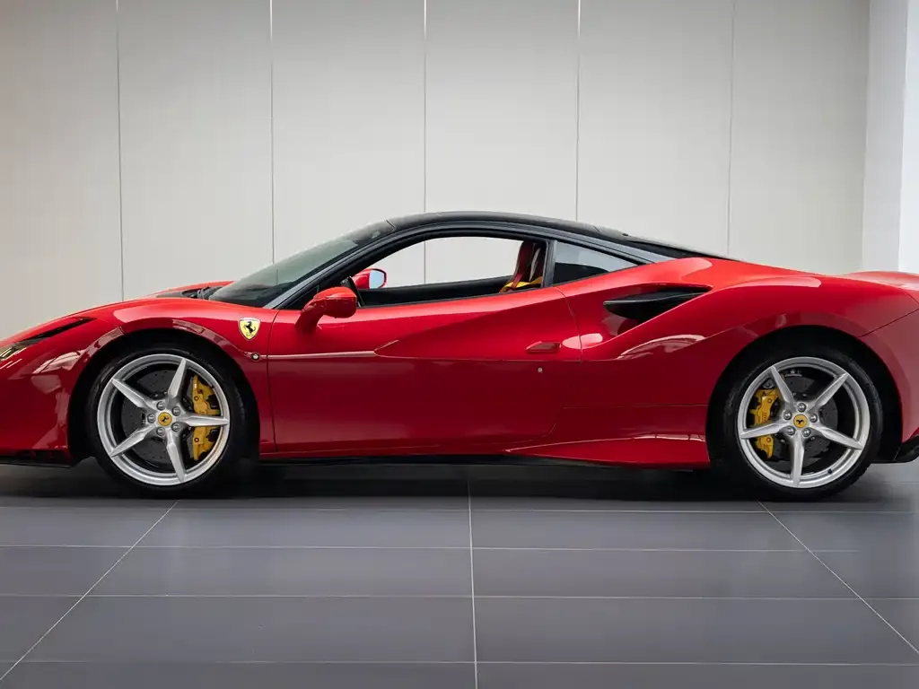 Ferrari F8 — фото 4