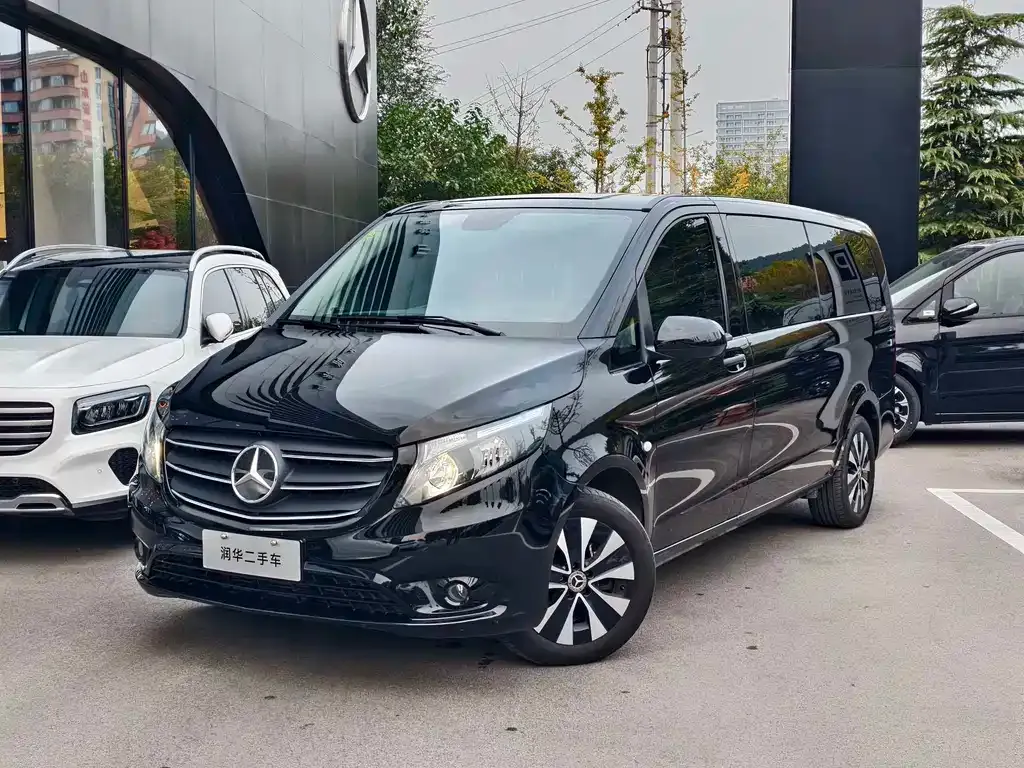 Mercedes-Benz Vito — фото 1