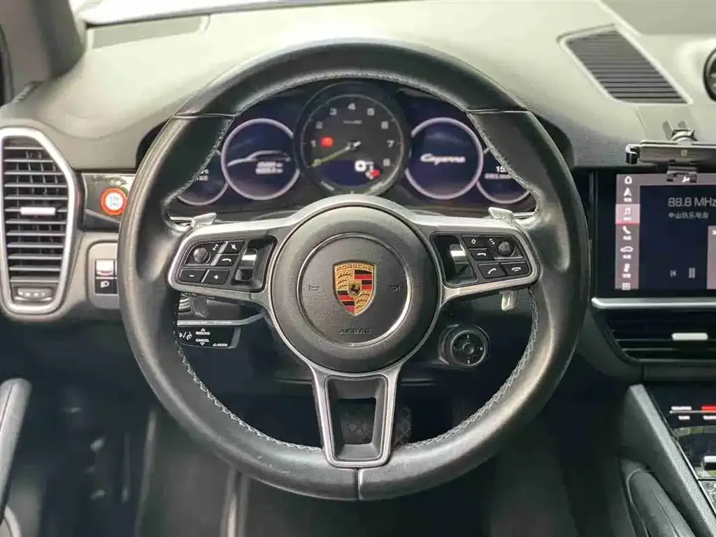 Porsche Cayenne Hybrid — фото 2
