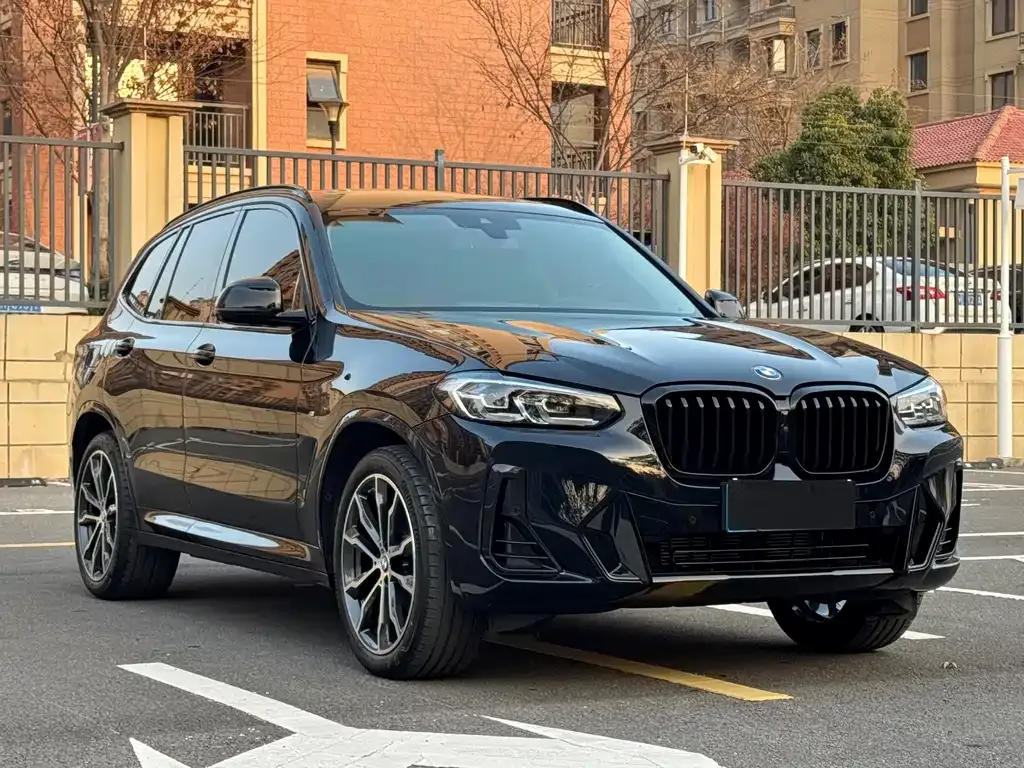 BMW X3 — фото 9